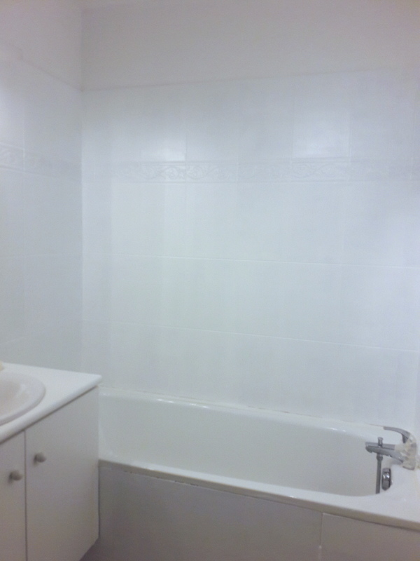 Peinture carrelage salle de bains