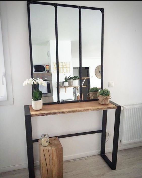 Aménager une entrée : le miroir